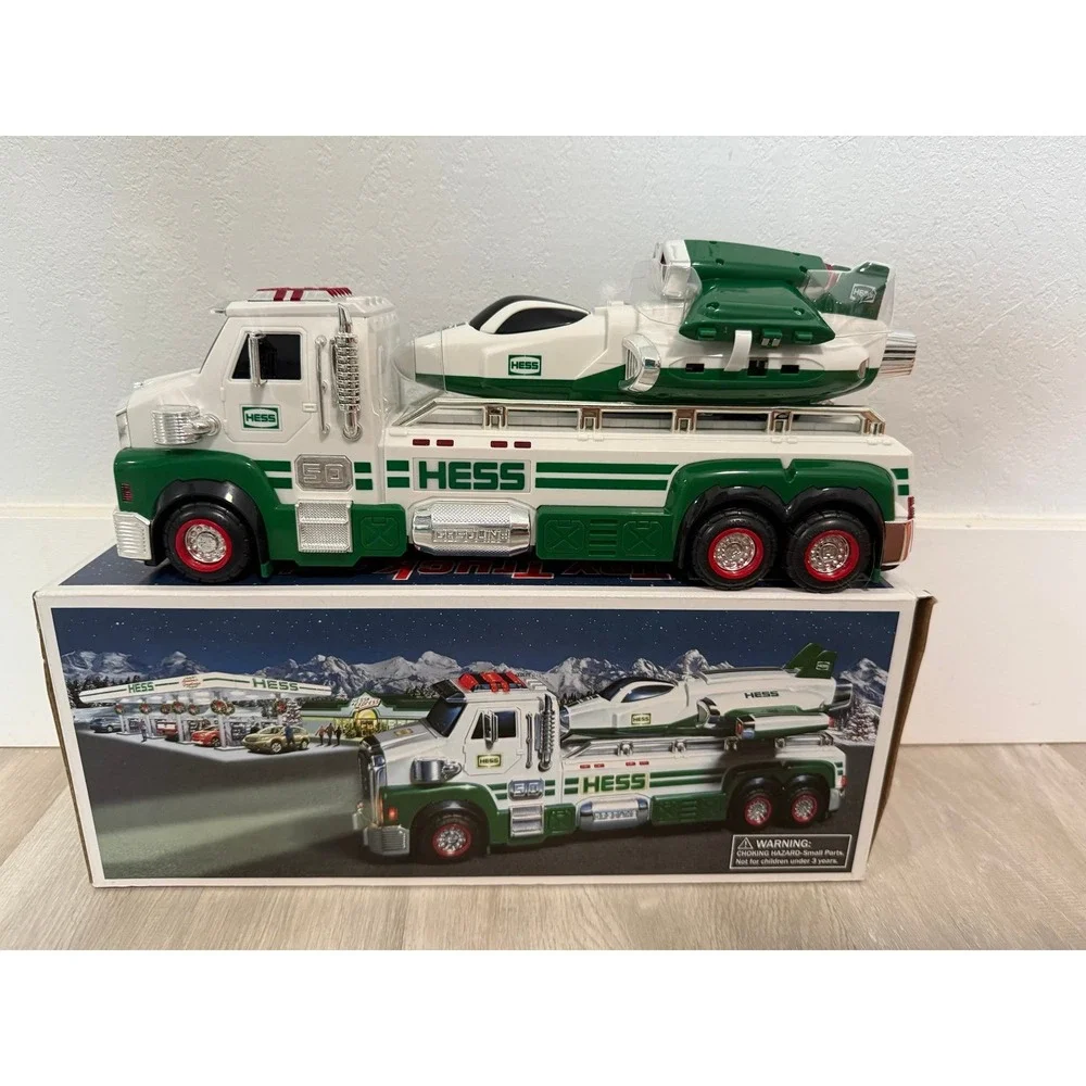 2008 Hess Toy Truck and Space Cruiser‎ with Helicopter